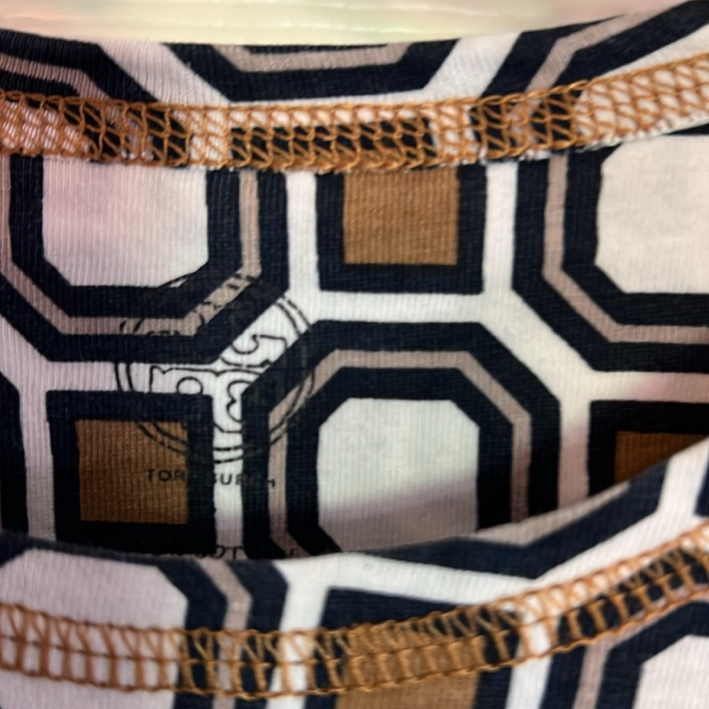 Tory Burch - Picture 2 of 4